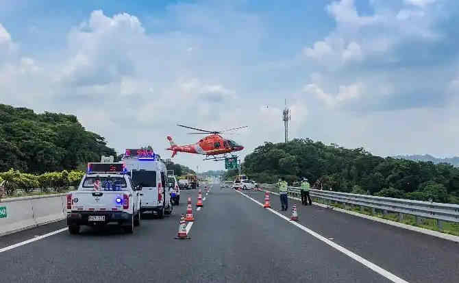 扬中高速公路汽车救援案例